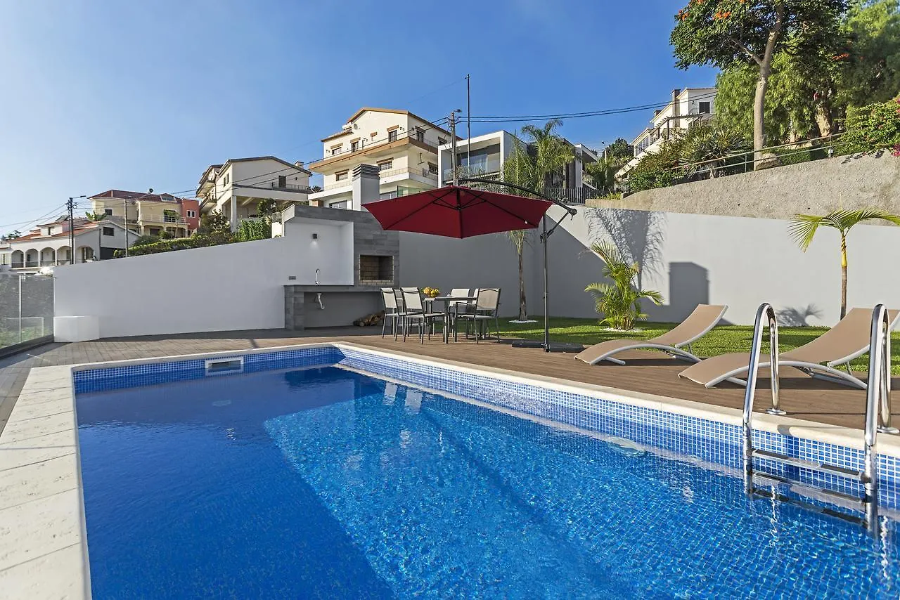 Сasa de vacaciones Searenity Vacation Home I By An Island Apart Arco da Calheta  Portugal
